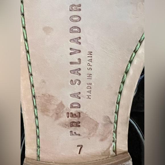 Freda Salvador Embossed Patent Leather Gladiator Sandals Black Color Size 7 - Picture 12 of 14